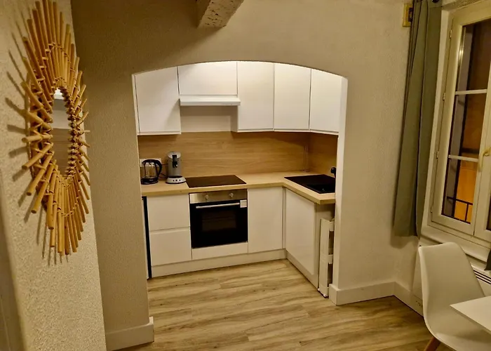 Scandinave Pres De La Cathedrale -