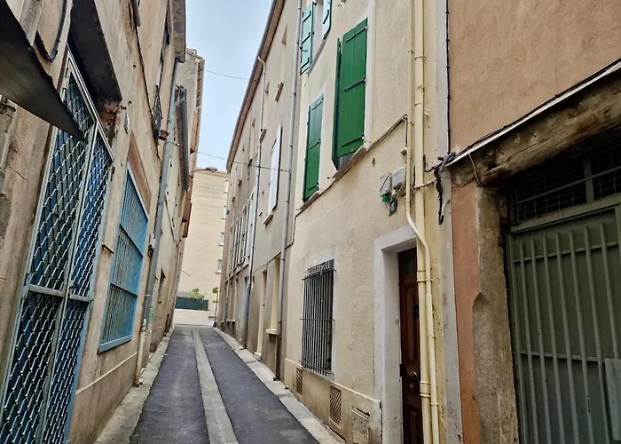 Scandinave Pres De La Cathedrale - Narbonne